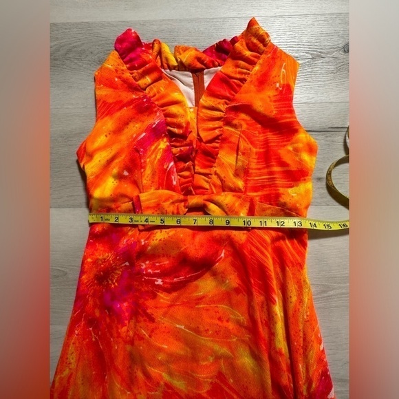 Vintage Mildred’s of Hawaii 60’s Bright Floral Maxi Dress, Estimated Size Small - Picture 4 of 11